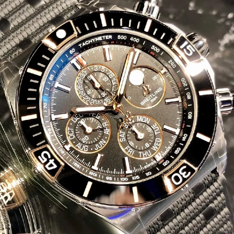 Breitling Chronomat 44 NEW 2022 Super Chronomat 44 Four-year Calendar