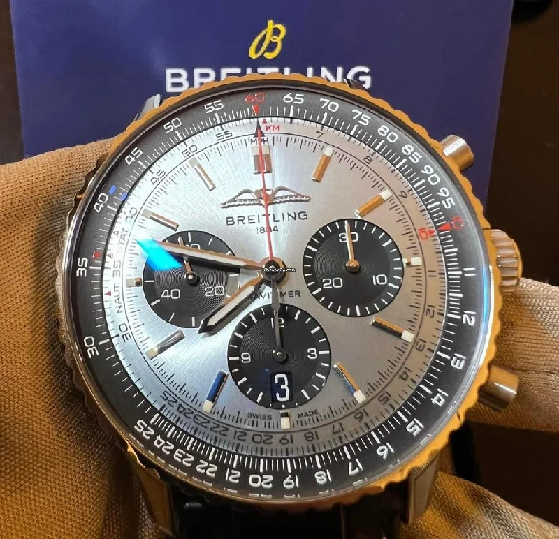 Breitling Navitimer 1 B01 Chronograph NEW 2024 Navitimer B01 ICE BLUE Chronograph 43