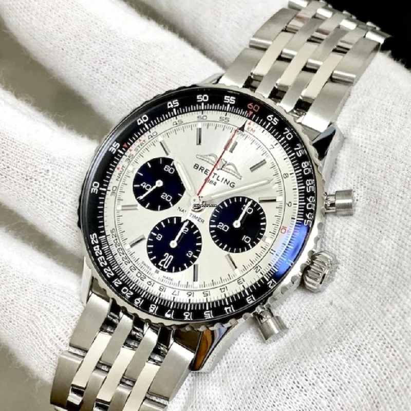 Breitling Navitimer 1 B01 Chronograph NEW 2024 Navitimer Chronograph 43 SILVER PANDA DIAL